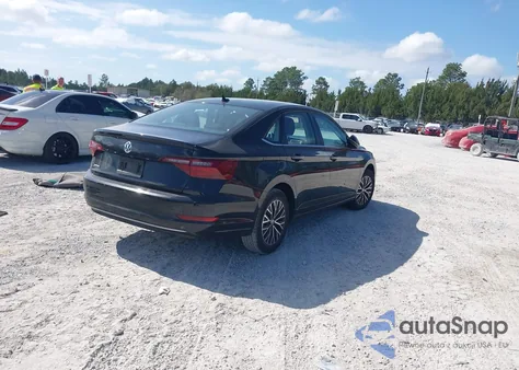 2021 Volkswagen Jetta 1.4T R-Line/1.4T S/1.4T Se из США, поврежденный, VIN 3VWC57BU0MM088331